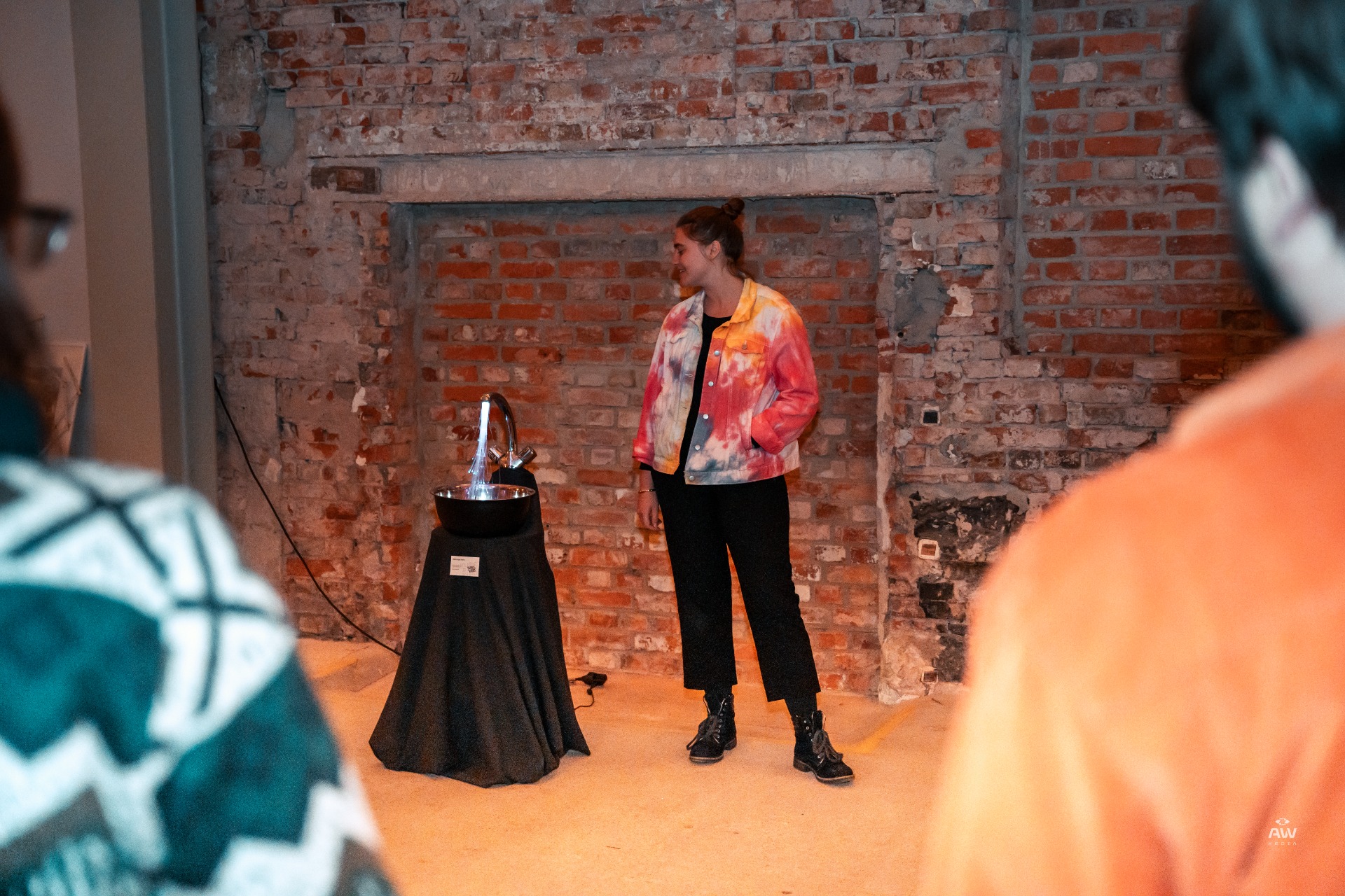 A U S S T E L L U N G E N